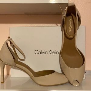 Calvin Klein Saiden Patent/Suede Nude